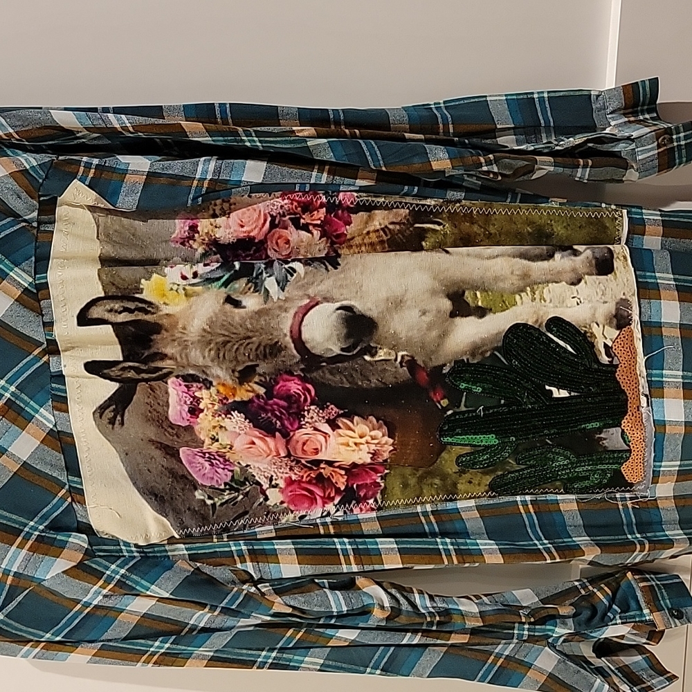 Donkey button up - Picture 3 of 5